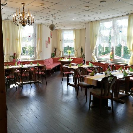 Hotel Restaurant Hohe Tanne Grossbreitenbach ภายนอก รูปภาพ