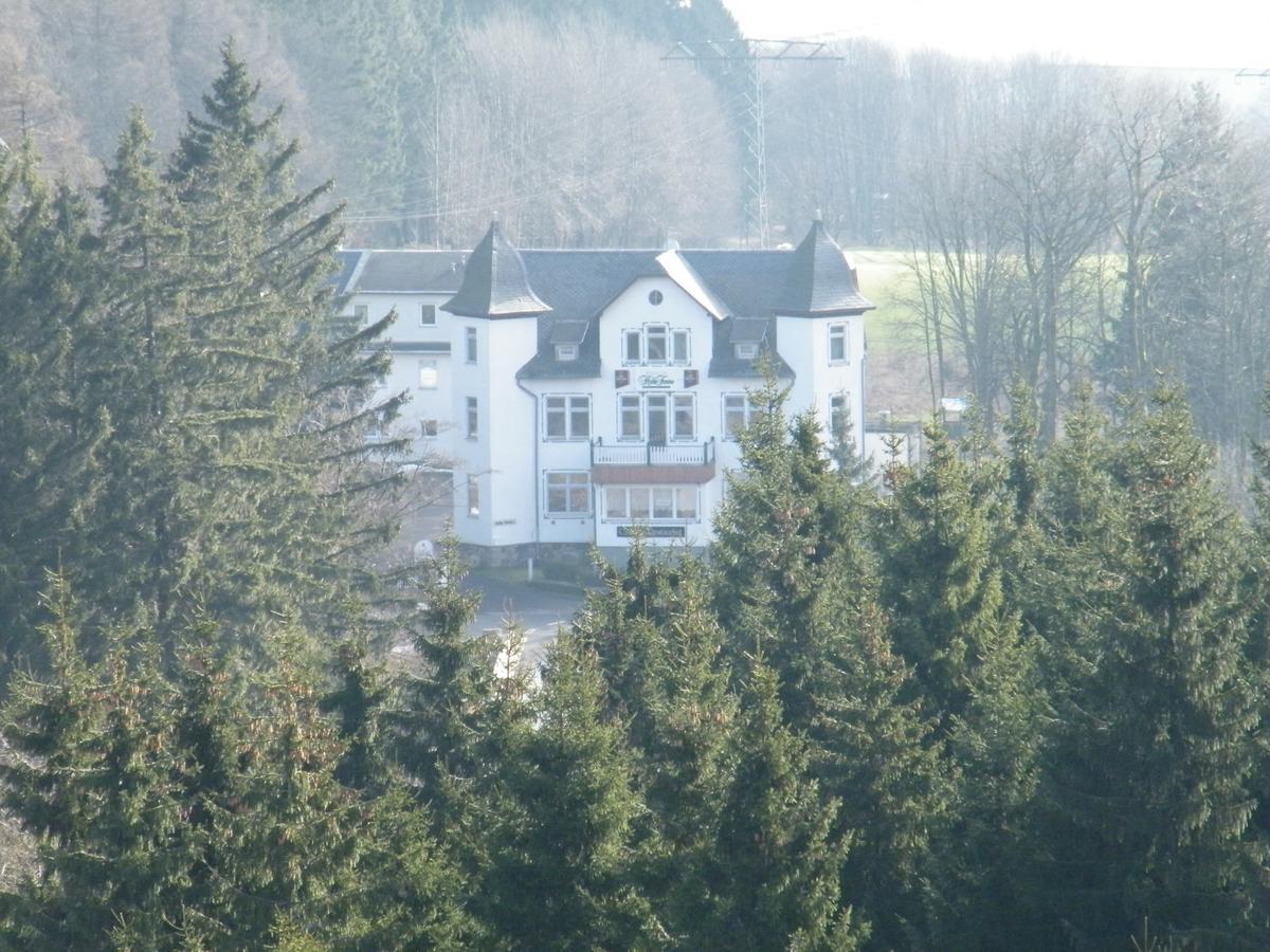 Hotel Restaurant Hohe Tanne Grossbreitenbach ภายนอก รูปภาพ