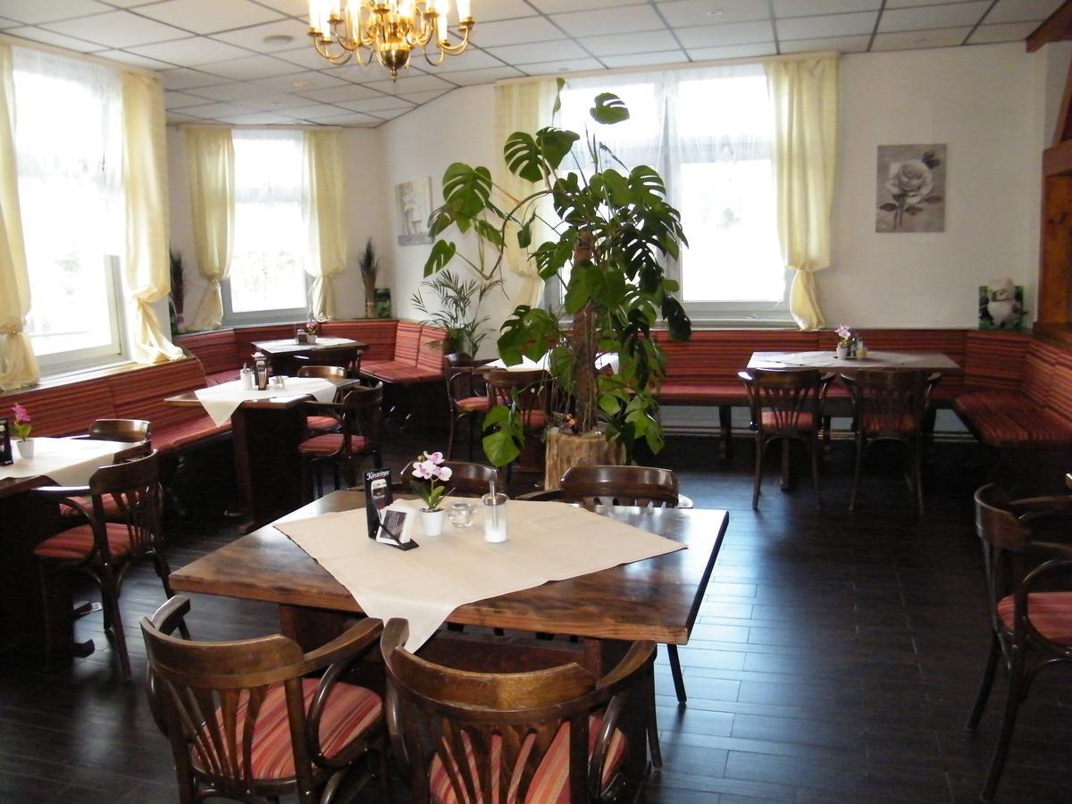 Hotel Restaurant Hohe Tanne Grossbreitenbach ภายนอก รูปภาพ
